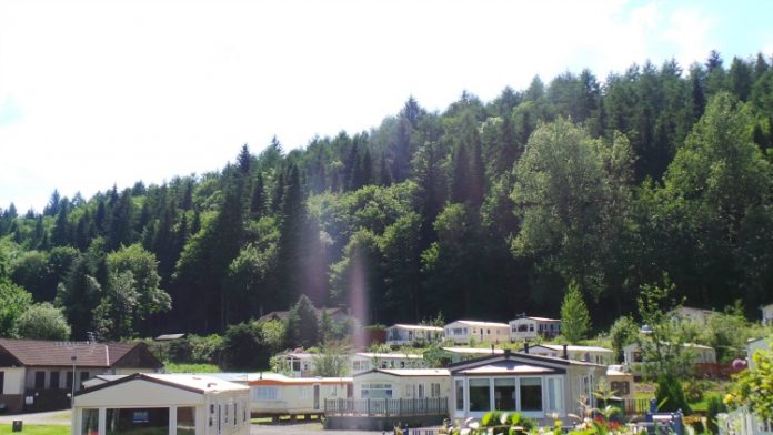 20120103_060621 Moffat Manor Holiday Park