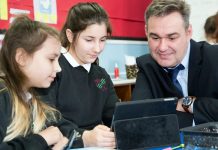 Aberdeen’s City Council to benefit from Gigabit City transformation Emilia Matuszkiewicz, Amelia Derewonko and Scott Gordon, CityFibre's Fibre Planner in Aberdeen